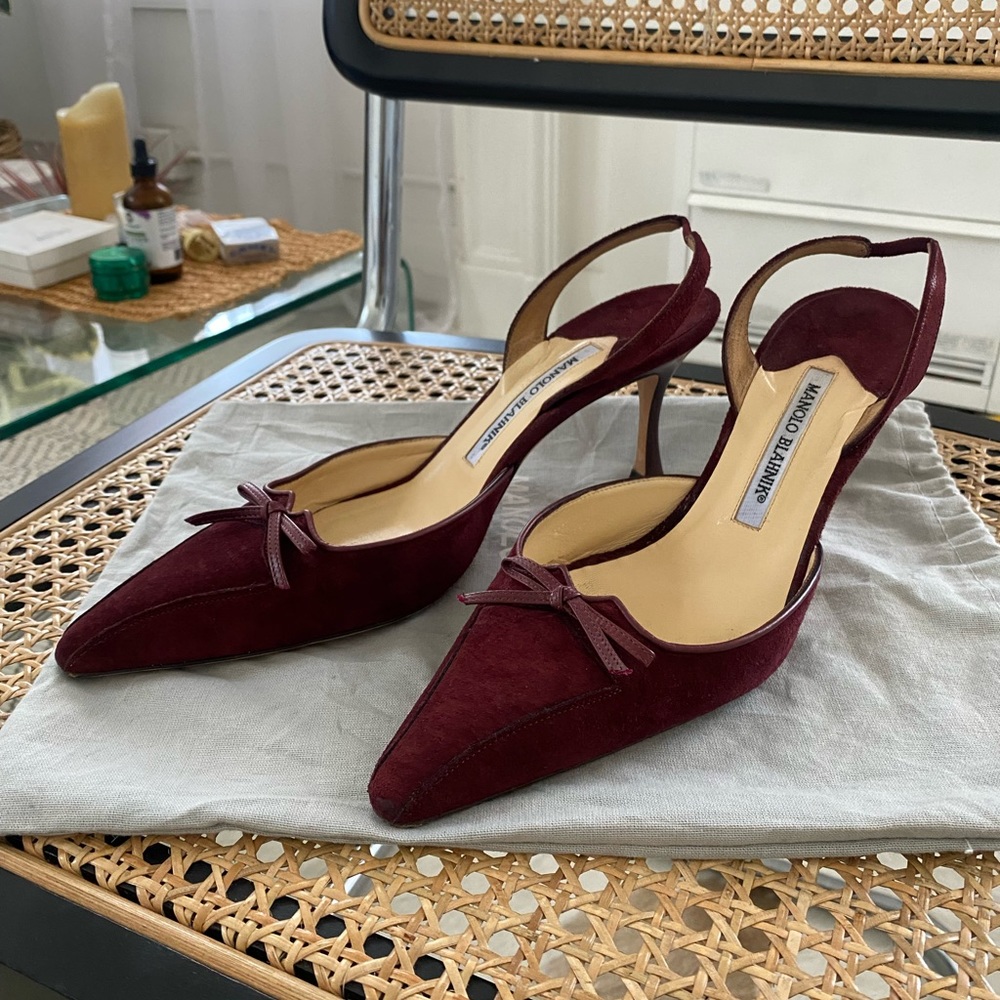 Vintage Manolo Blahnik sling back high heels